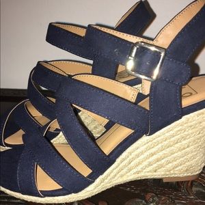 Wedge heels